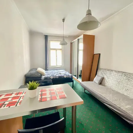 Central Tower + Apartman *