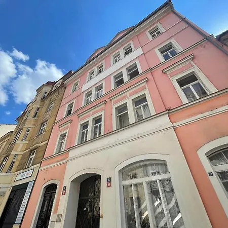 Central Tower + Appartement